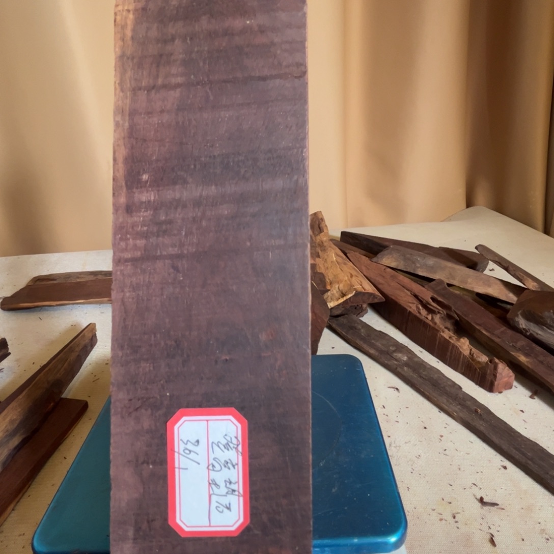 登***远檀香紫檀（小叶紫檀）