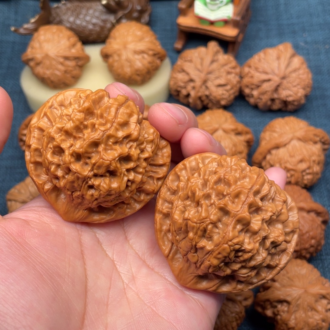 文玩核桃把件52毕业麒麟纹官帽全品