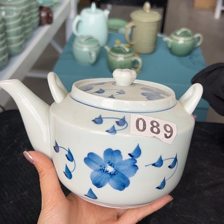 青瓷小米茶器龙泉青瓷