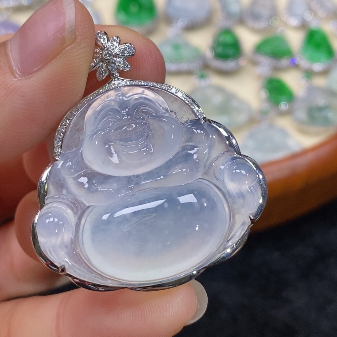 翡翠18K金镶嵌吊坠(赠链)