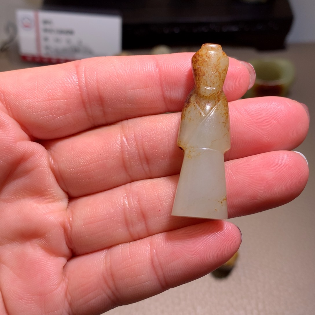 和田玉（糖玉）颈饰未镶嵌谷***房