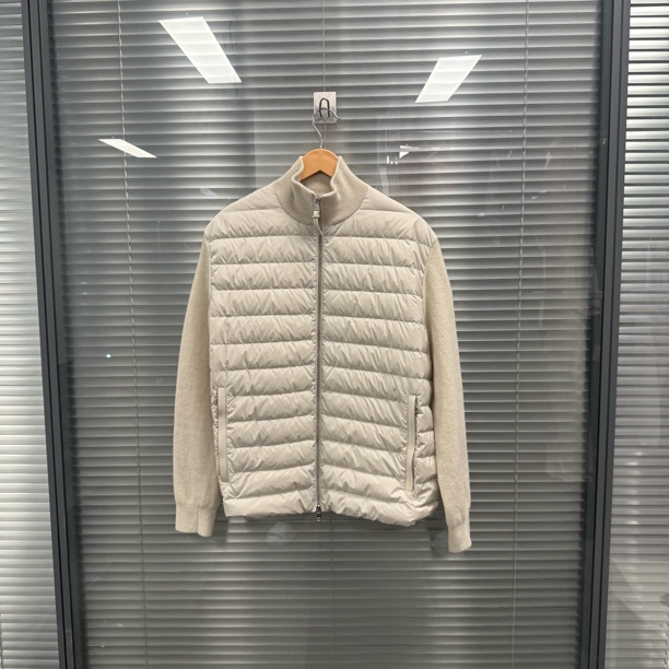 99新 MONCLER 24ss新款长袖拼接羽绒服 L 码#9615