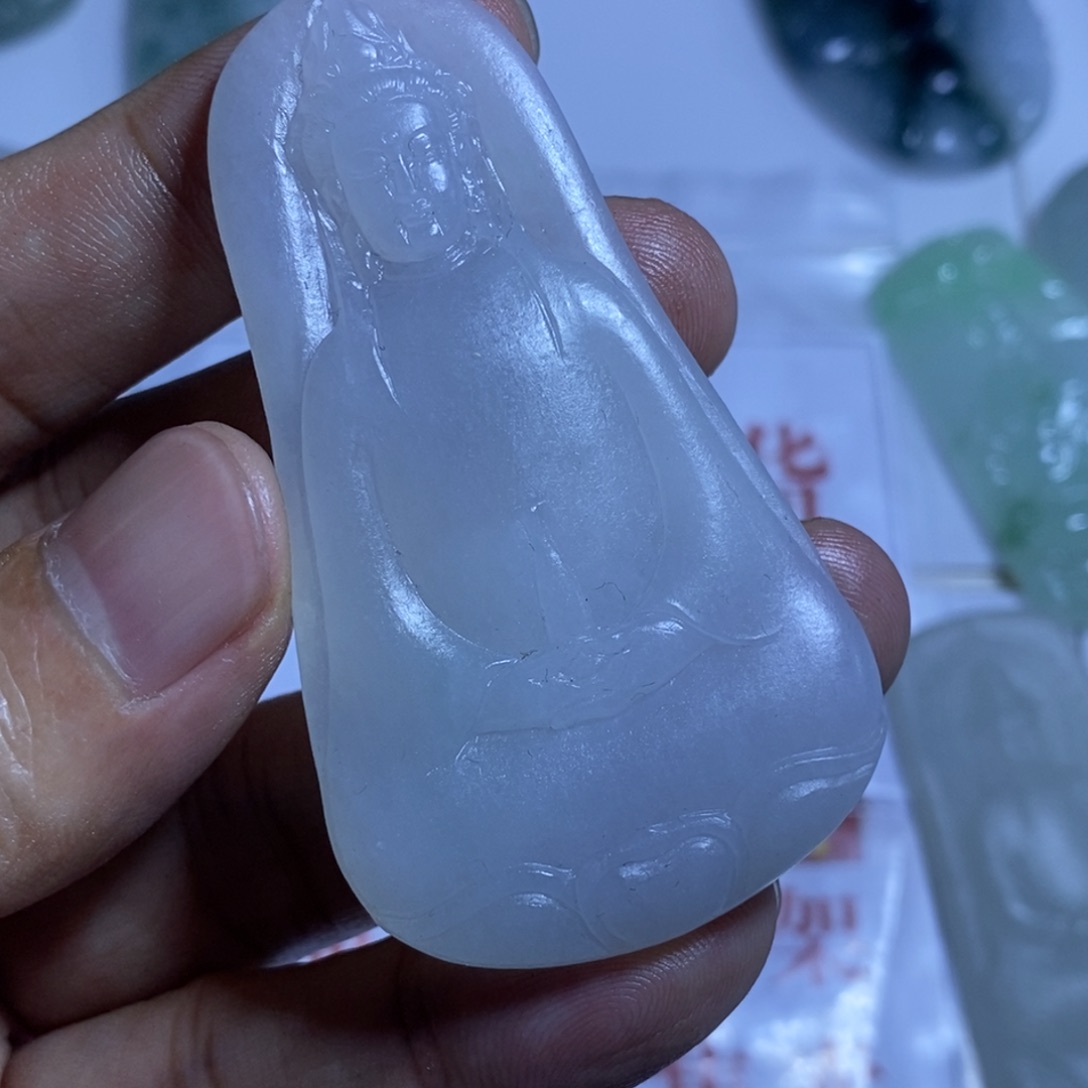定制翡翠未镶嵌毛货观音