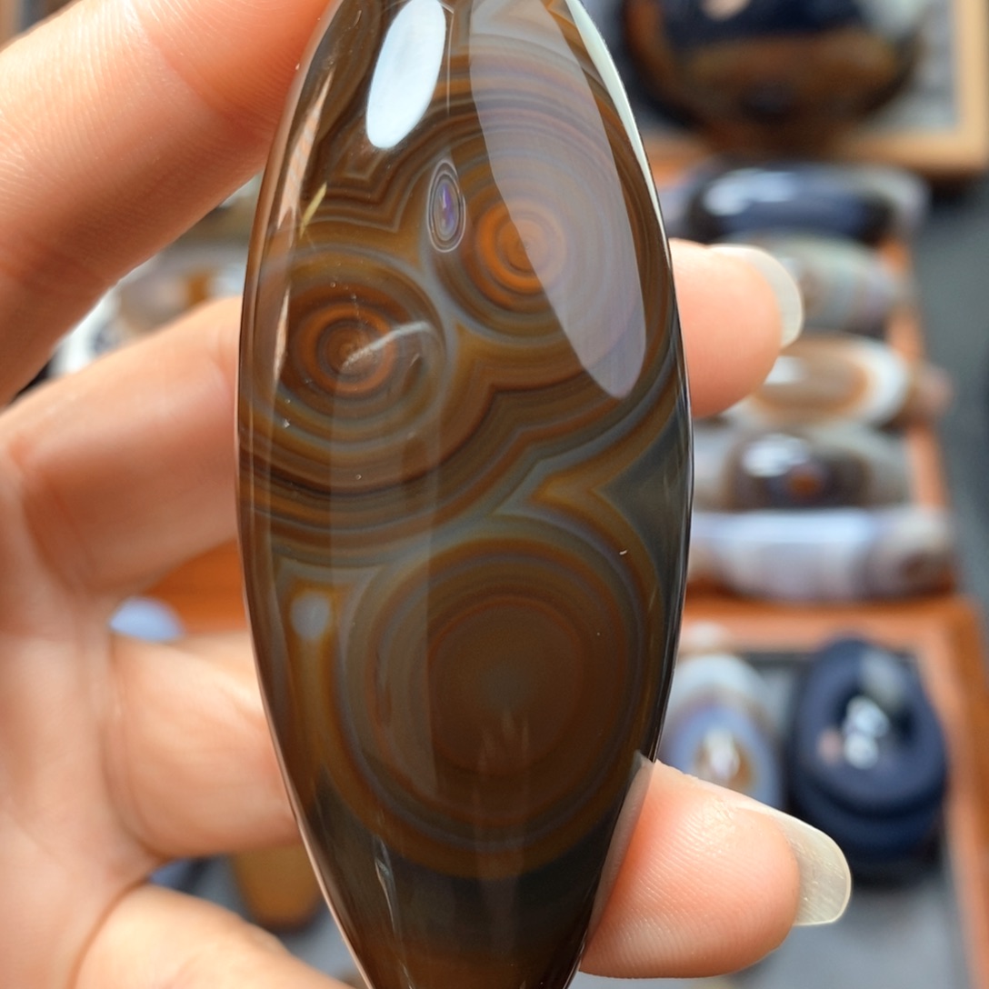 玛瑙/玉髓未镶嵌珠宝奇石