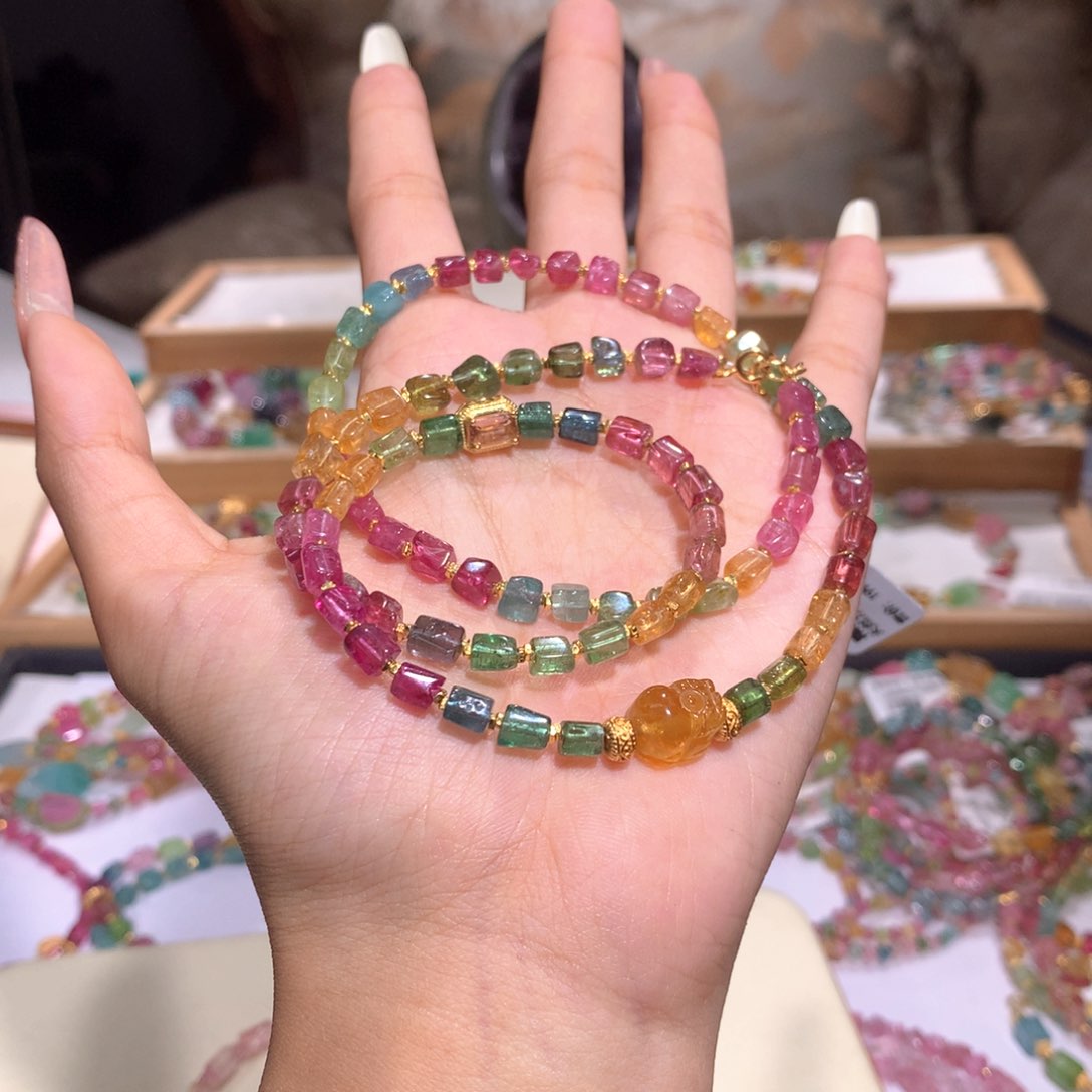 未镶嵌多样性发货其一碧玺