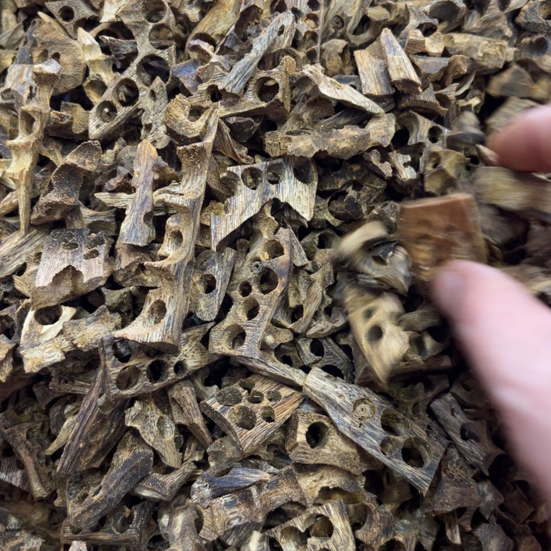 €***`沉香摆件沉香棋楠碎料1000