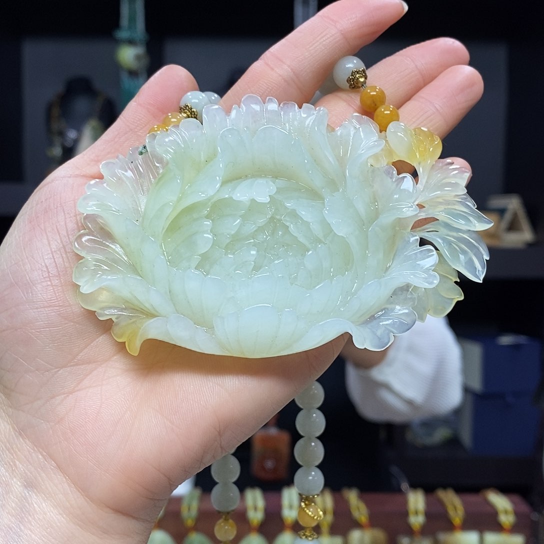 岫玉挂件吊坠未镶嵌