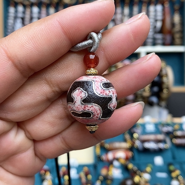 玛瑙/玉髓颈饰合金