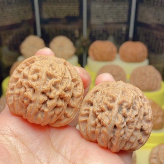 文玩核桃吊坠40全品四座楼