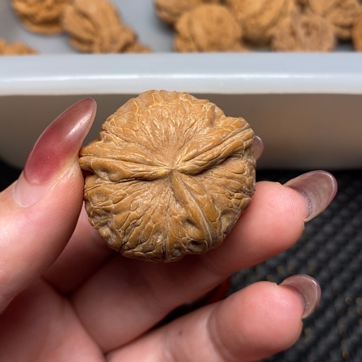 熬***狗吊坠文玩核桃文玩核桃异形单只