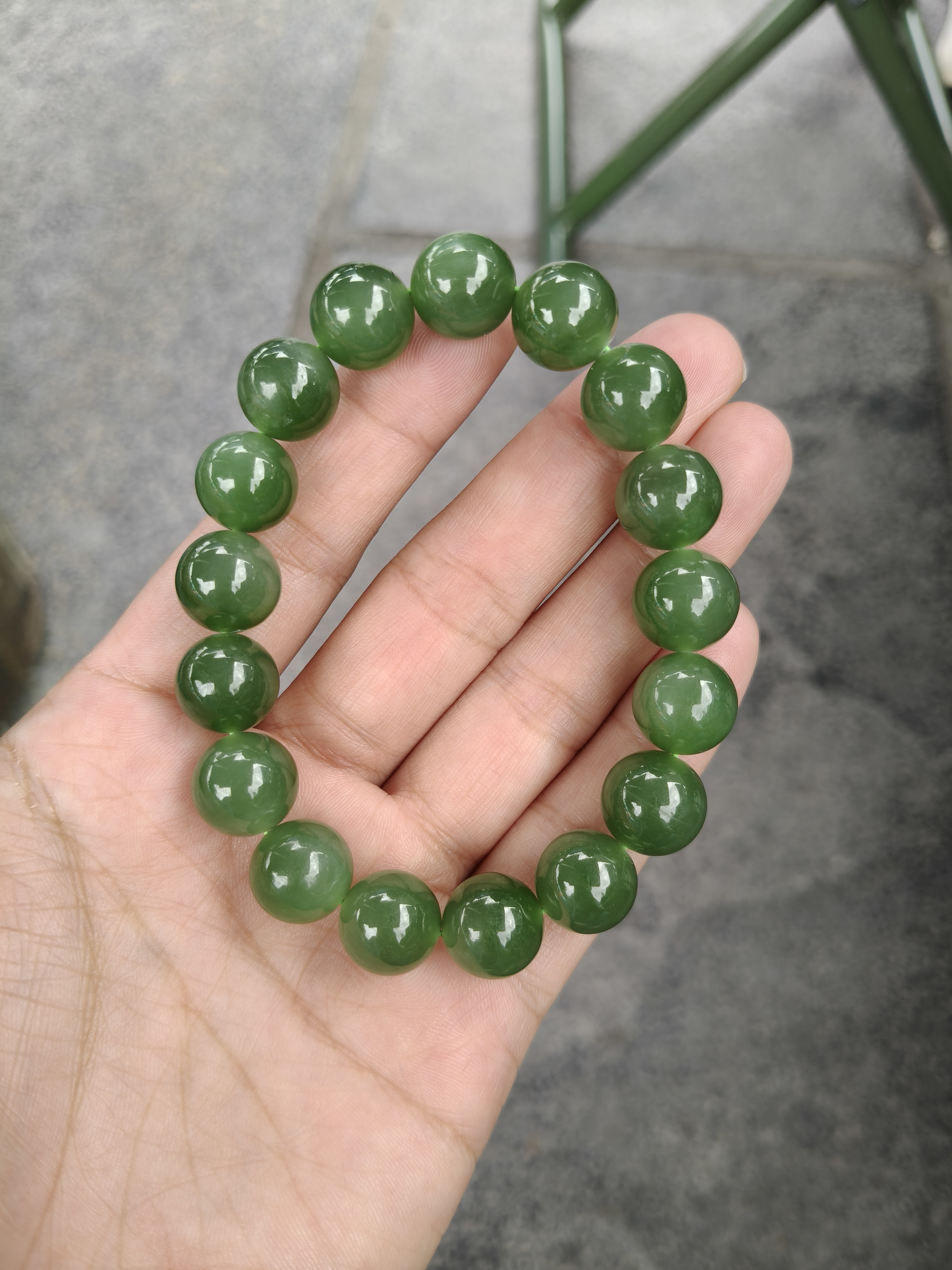 精品和田玉碧玉卡 12 手串