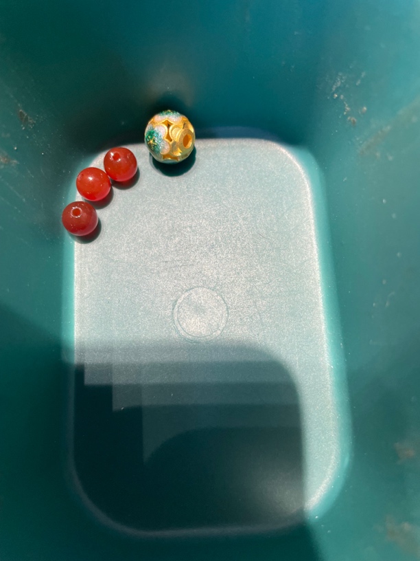                足金a1    加 玛 瑙