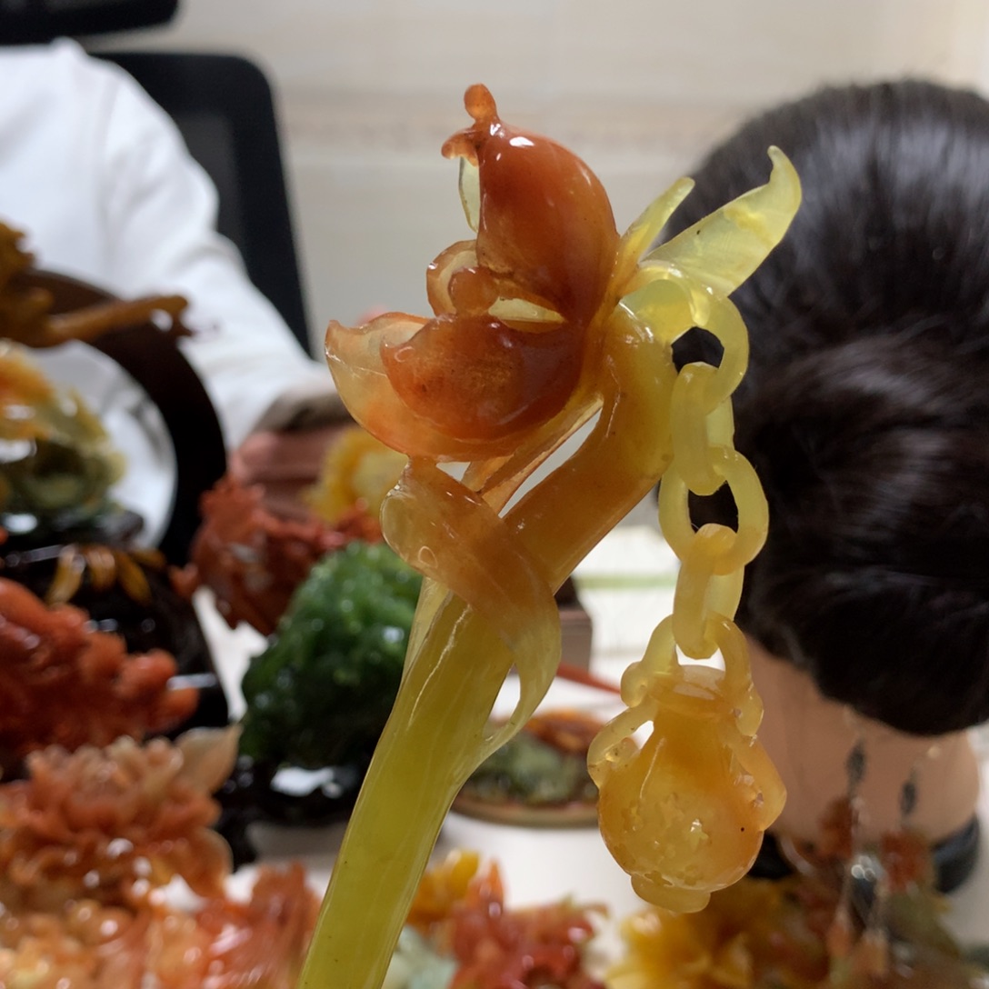 蛇纹石玉发饰未镶嵌凤*颜