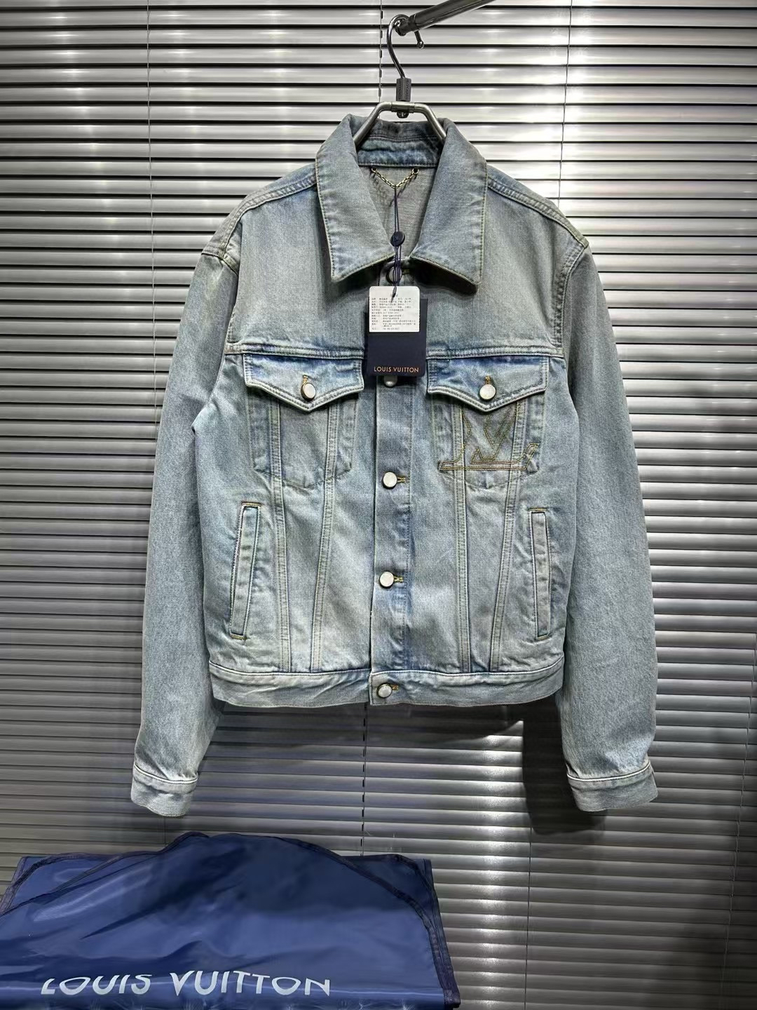 未使用 LouisVuitton/路易威登 25ss刺绣牛仔夹克外套/46码