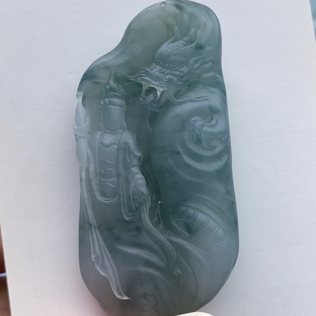 定制翡翠未镶嵌知***?毛货无鉴赏期