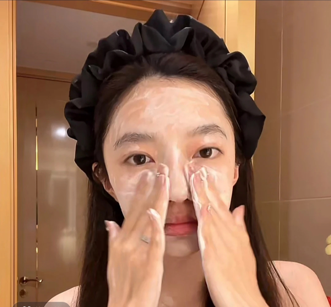 洗脸化妆必备！黑色木耳边带齿发箍