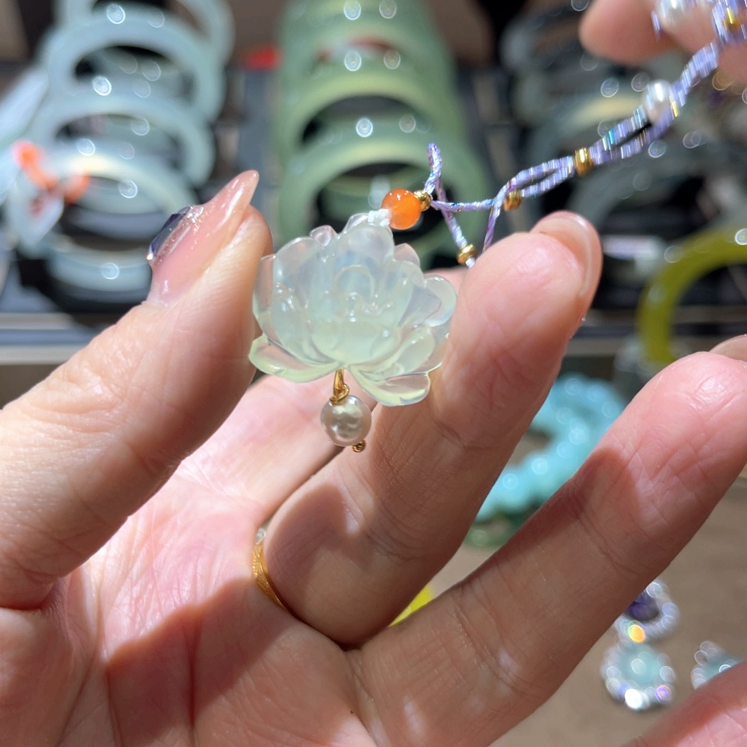 岫玉手镯未镶嵌手镯