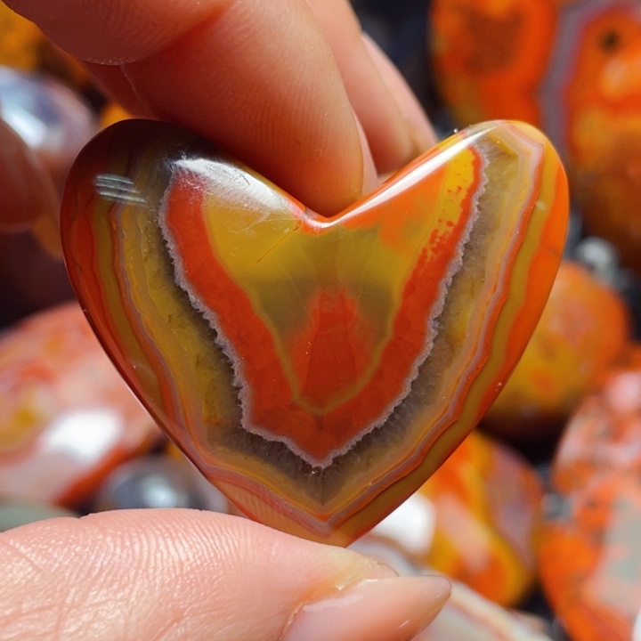 玛瑙/玉髓战国红玛瑙挂件未镶嵌