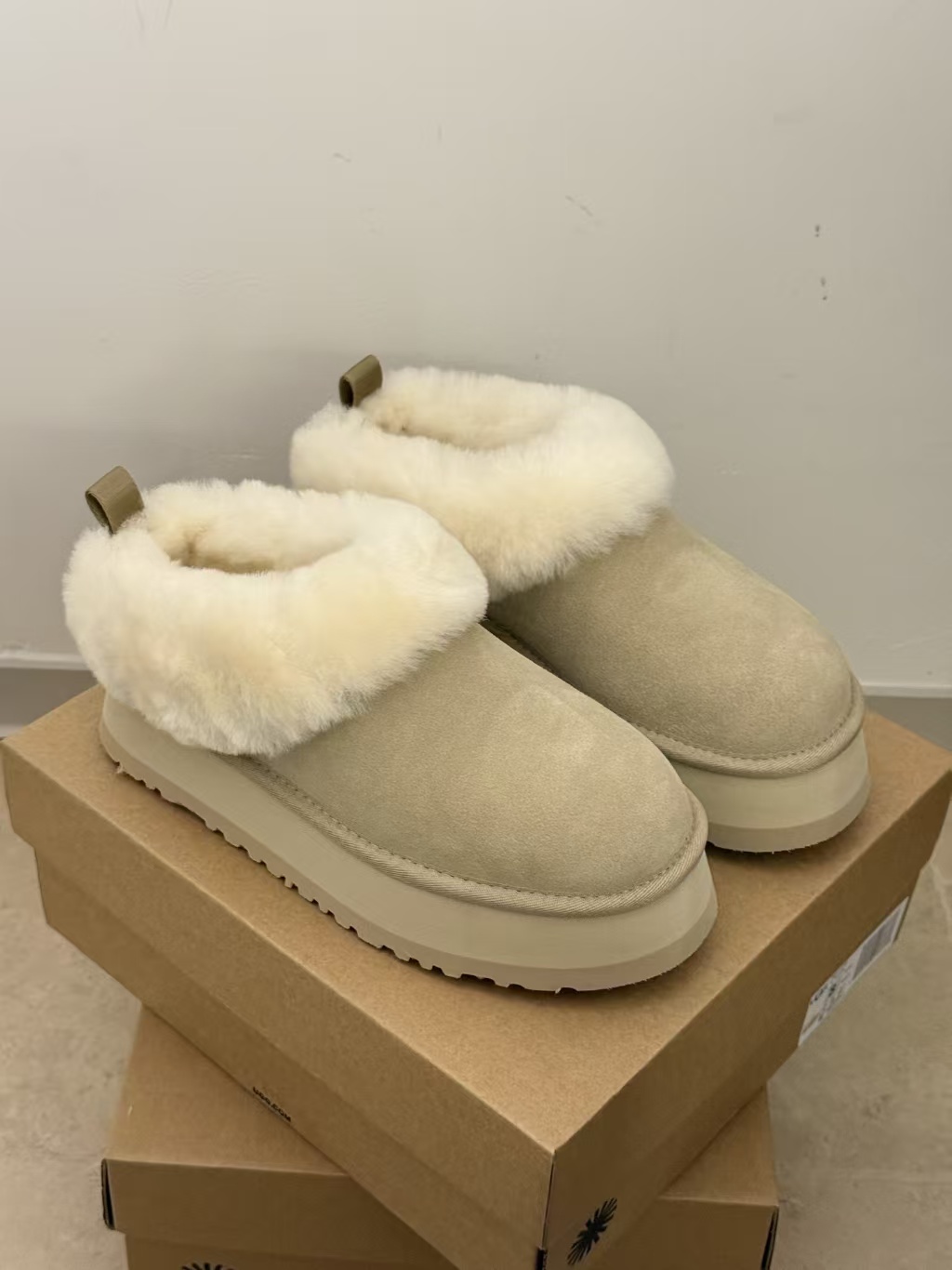 【塔茨勒】冬季新款翻毛款羊皮毛一体雪地靴浅口毛毛鞋保暖加绒加厚