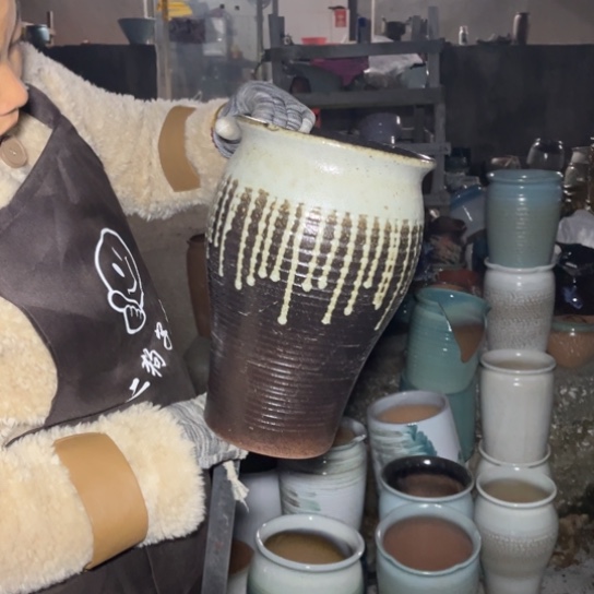 红陶口18高32瑕疵