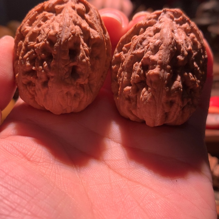 文玩核桃吊坠楸玥核15