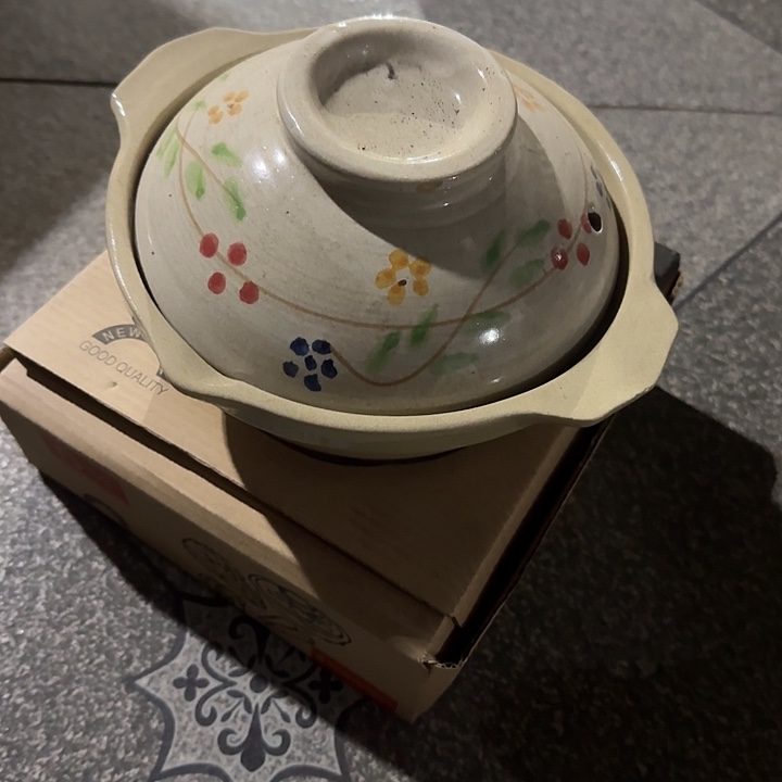 瓷片陶瓷盘子碗啥都有