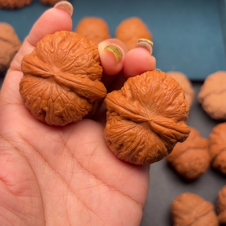 谜***桃核吊坠88889888888