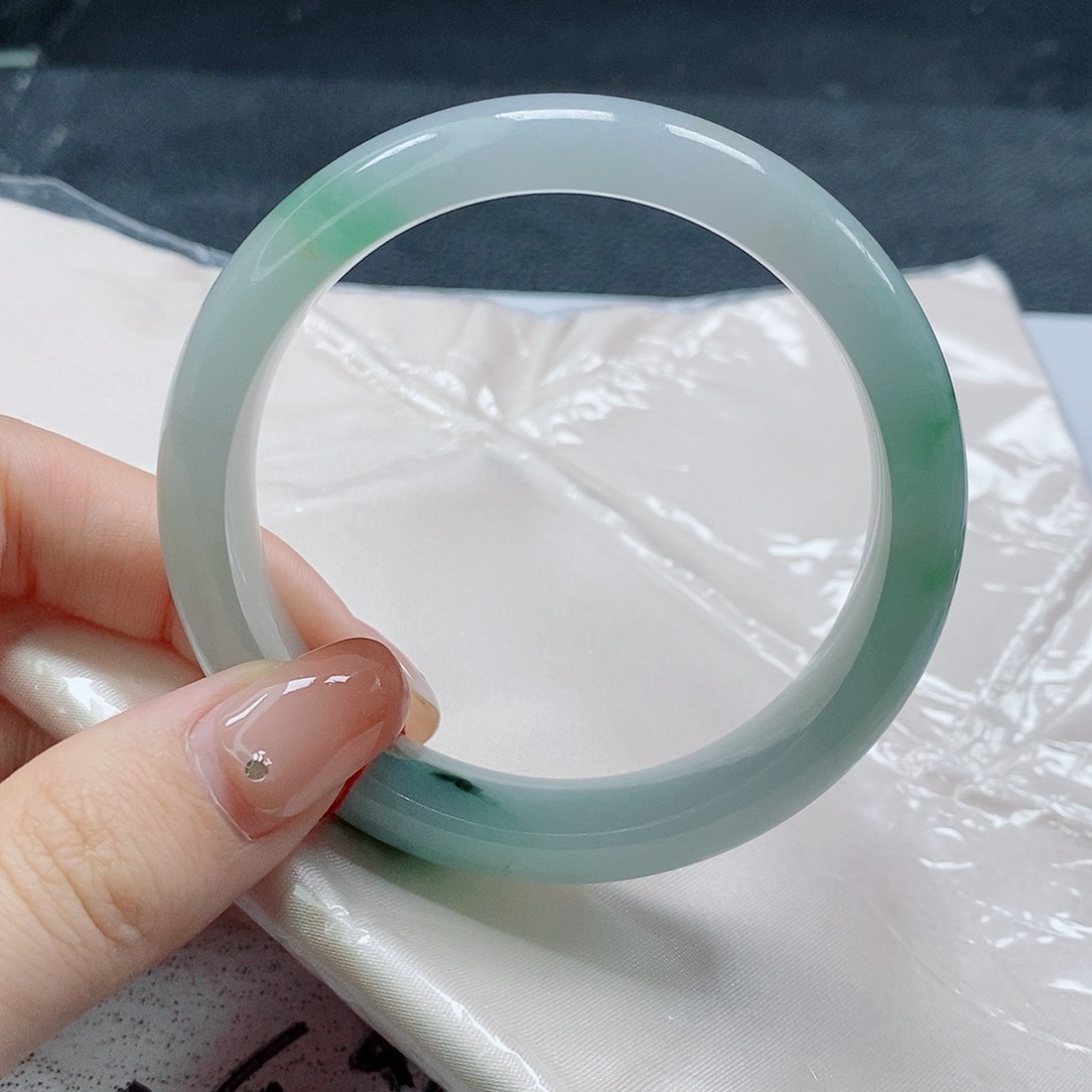 【闪购商品】未镶嵌手镯翡翠504号