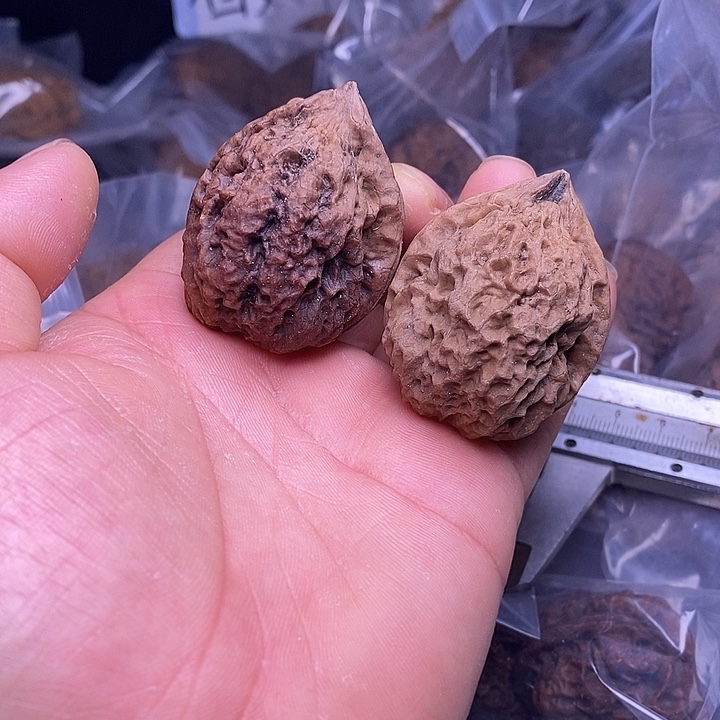 文玩核桃吊坠   93