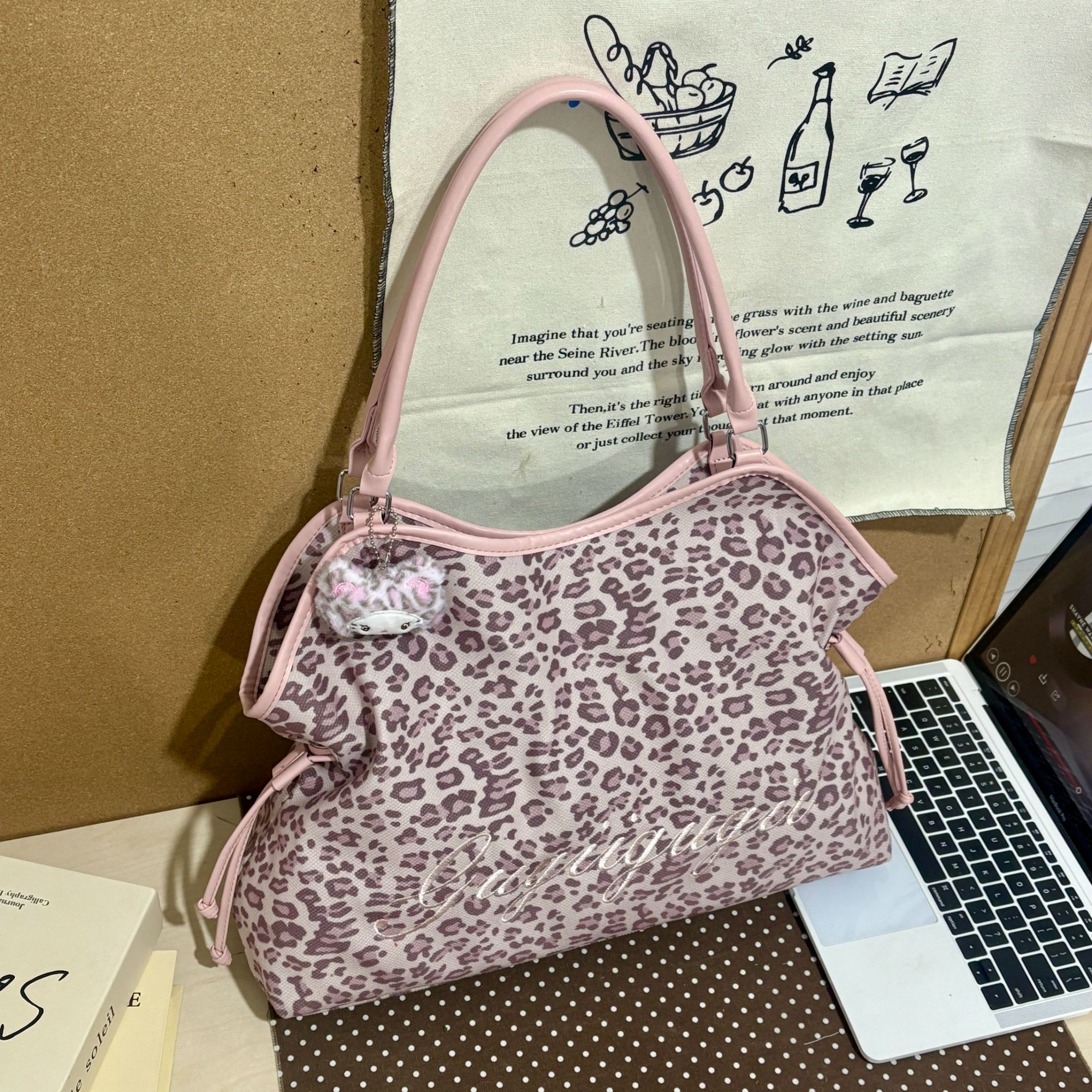 JuanJuan自制复古甜酷风单肩包a007