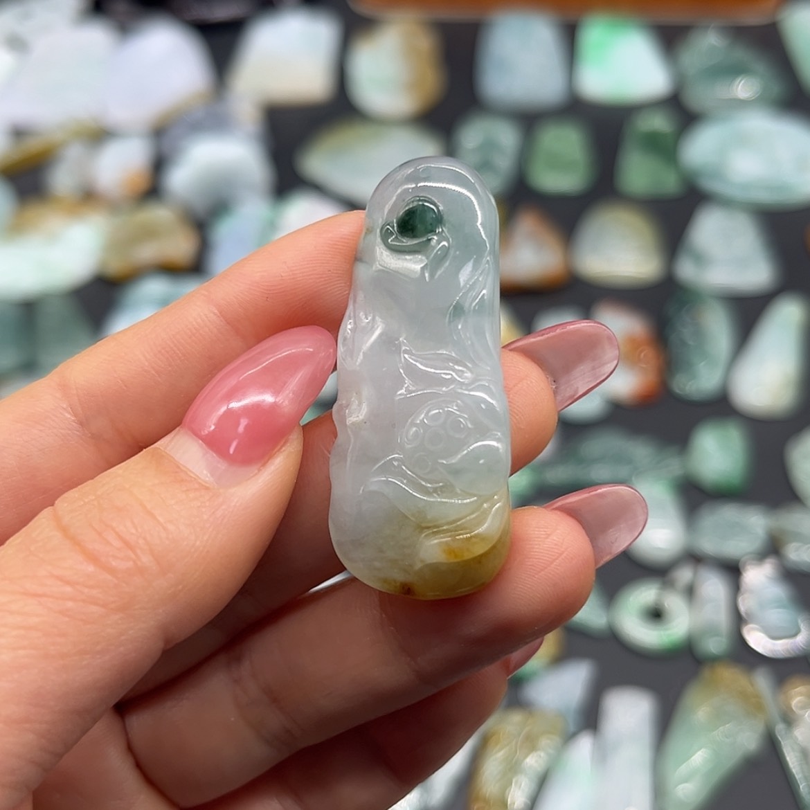 【闪购商品】翡翠颈饰未镶嵌莲花