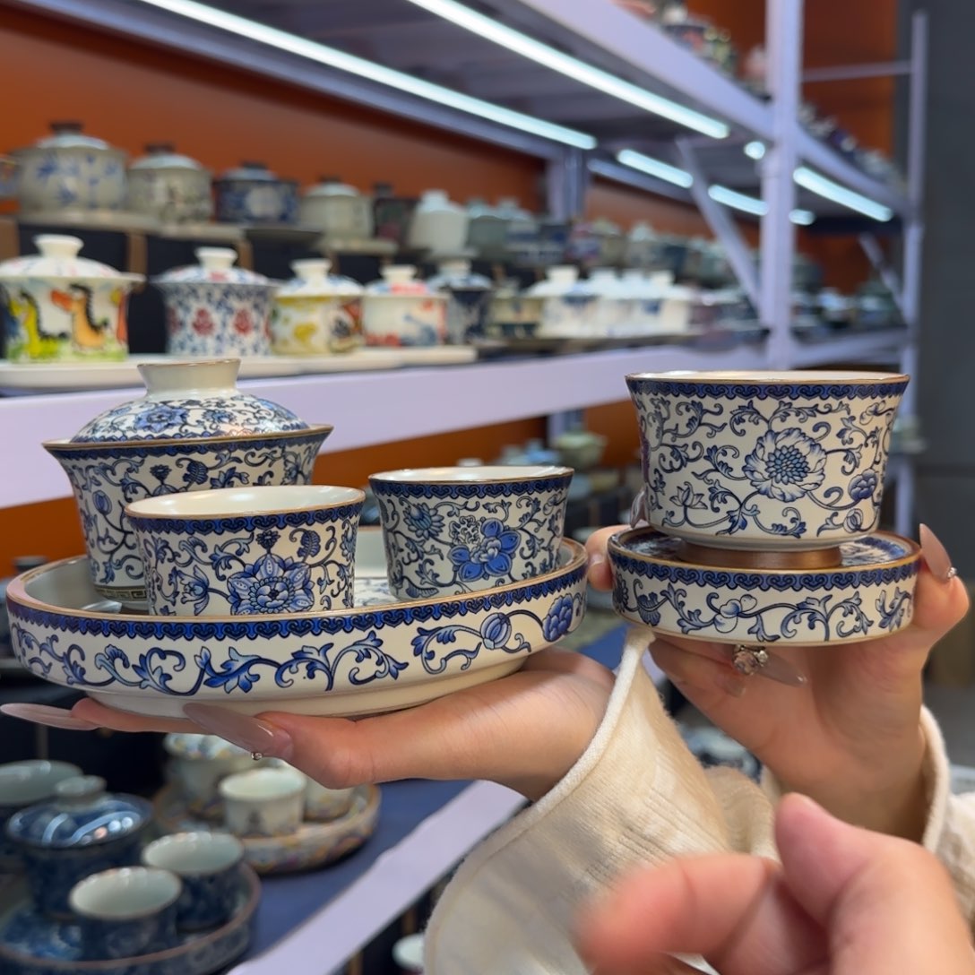 我在外面吃饭呢你在干嘛