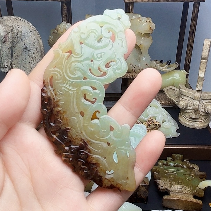 和田玉（糖玉）颈饰未镶嵌