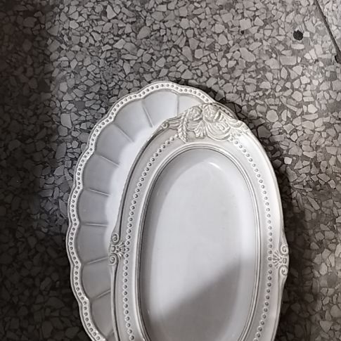 瓷片大瑕疵珠点鱼盘+玫瑰椭圆长盘