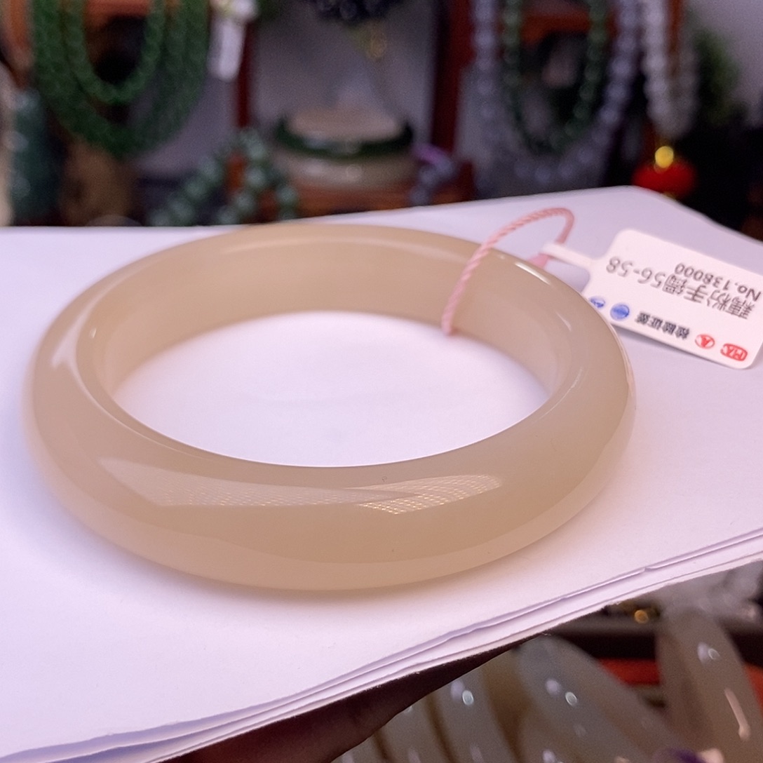 和田玉老矿浓藕粉红粉脂膏手镯57圈毕业未镶嵌