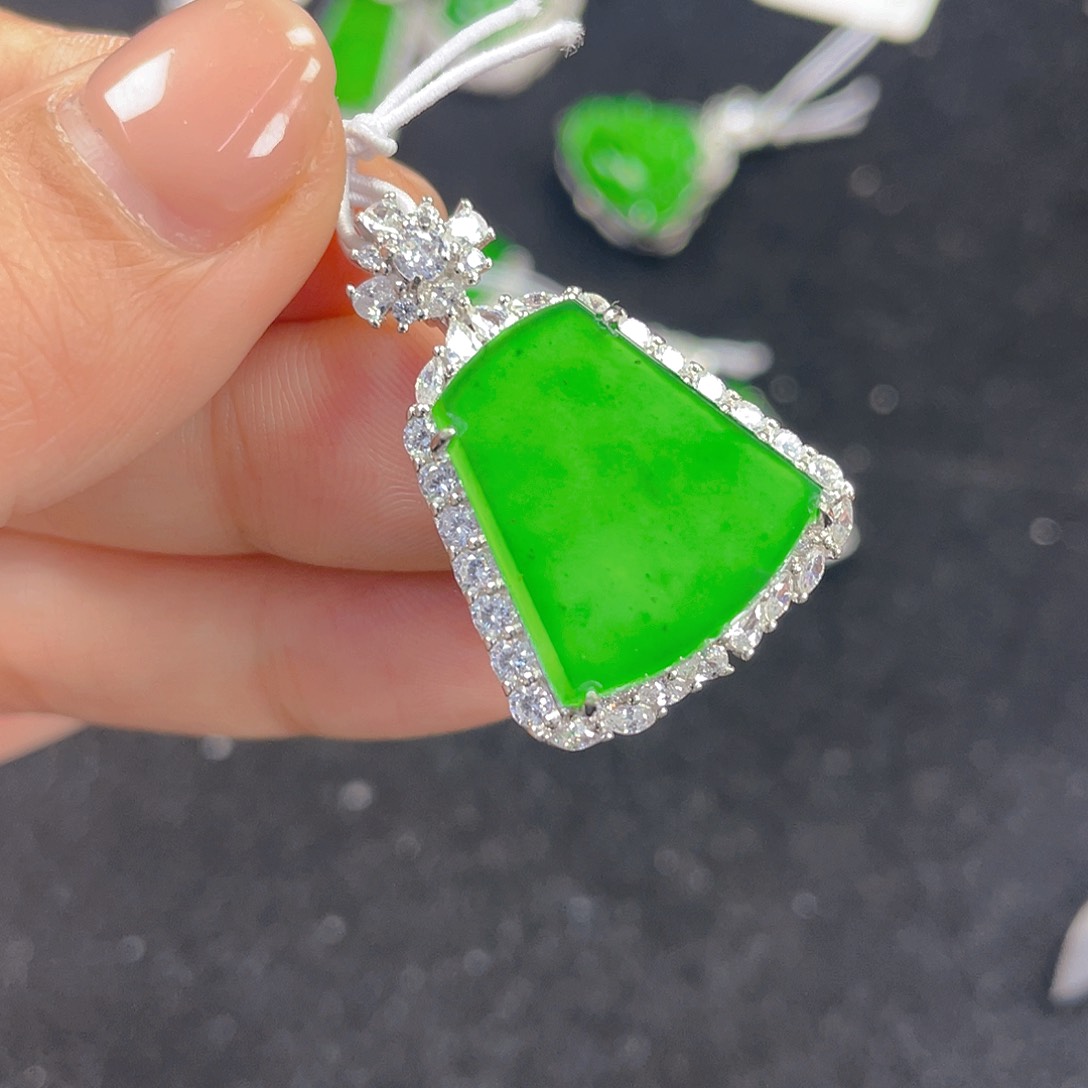 翡翠吊坠(不含链)银S925镶嵌