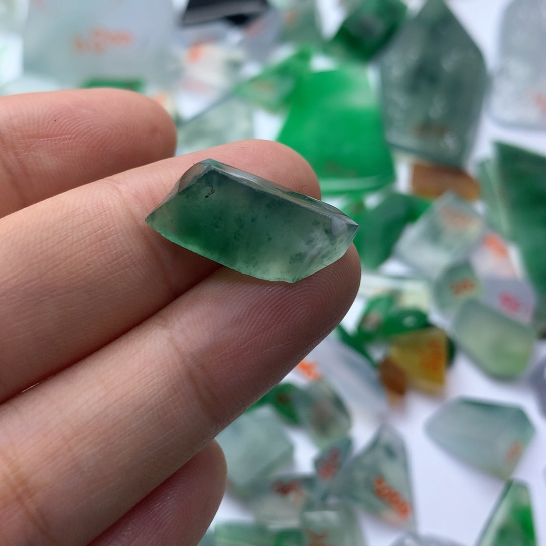 定制翡翠未镶嵌天然翡翠