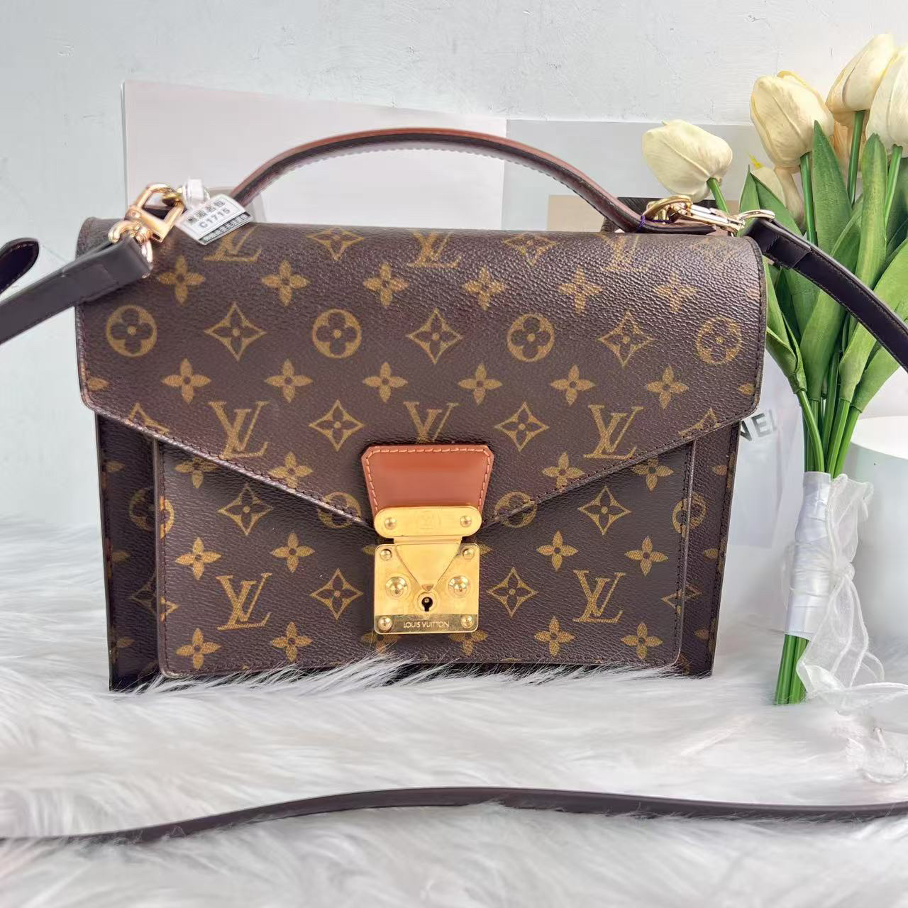 95新 LouisVuitton/路易威登 路易威登蒙梭邮差单肩包