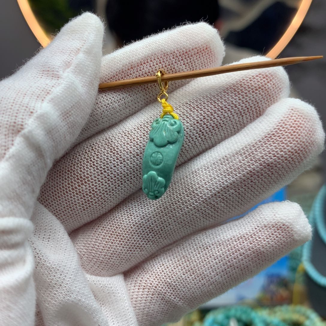 绿松石挂件未镶嵌