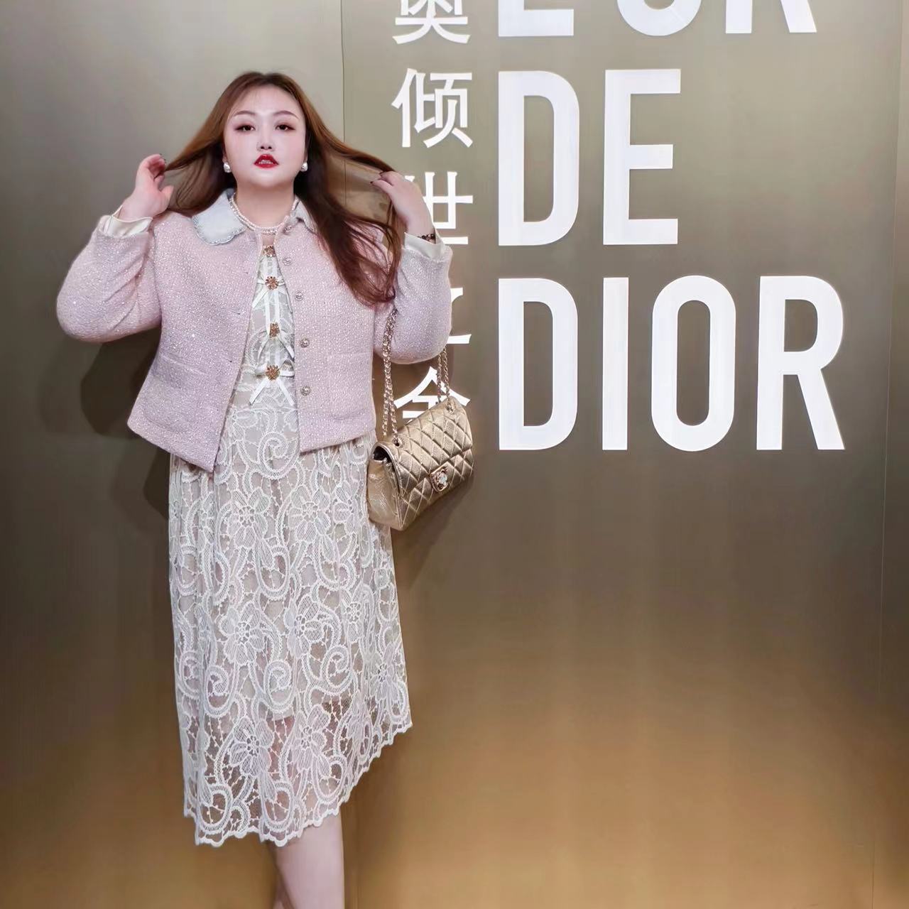 【粉色年华】钻石家大码轻奢亮片显瘦百搭外套 DWT2420