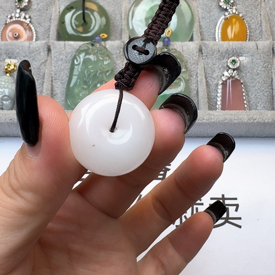 石英质玉（金丝玉）手链未镶嵌