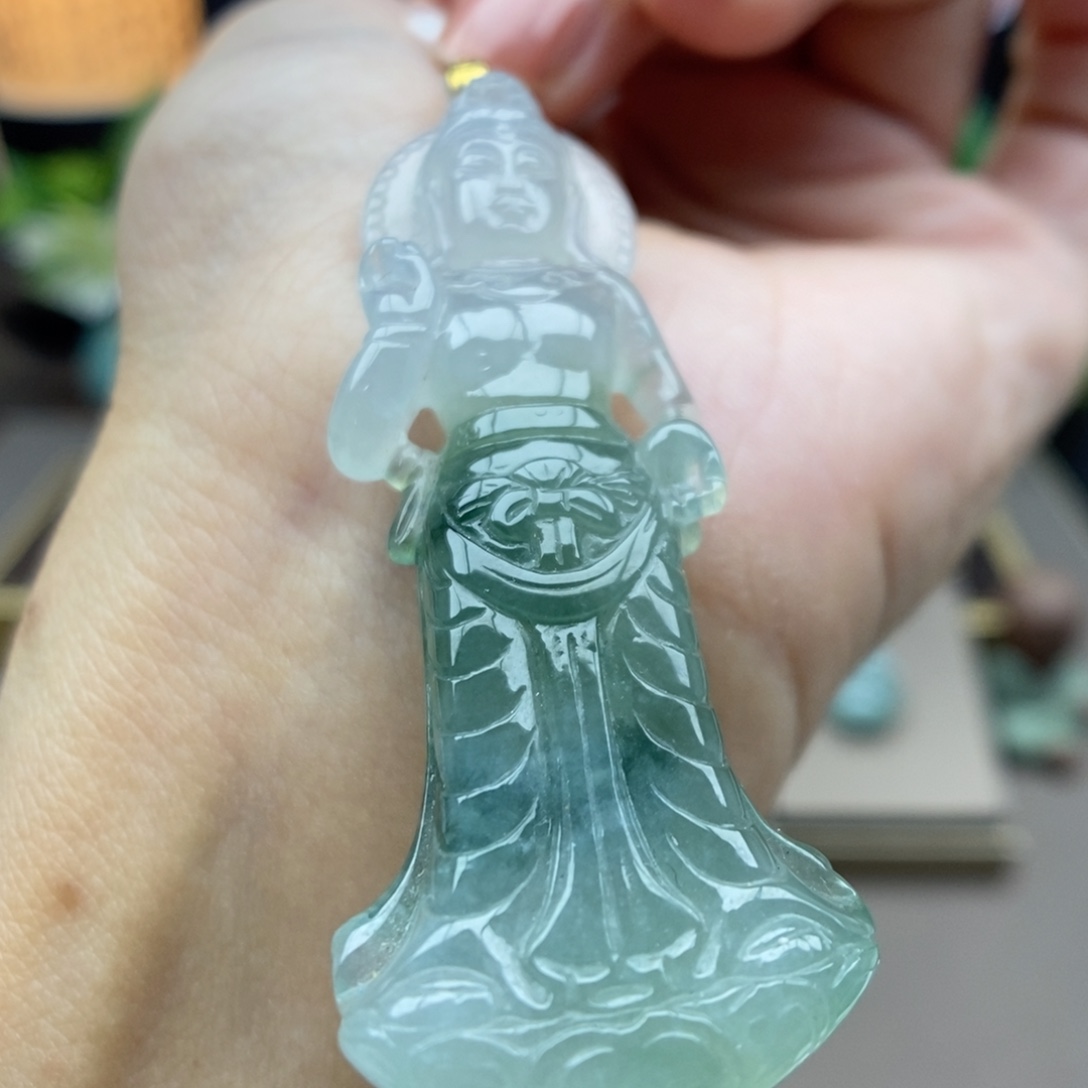 翡翠18K金镶嵌颈饰吊坠85