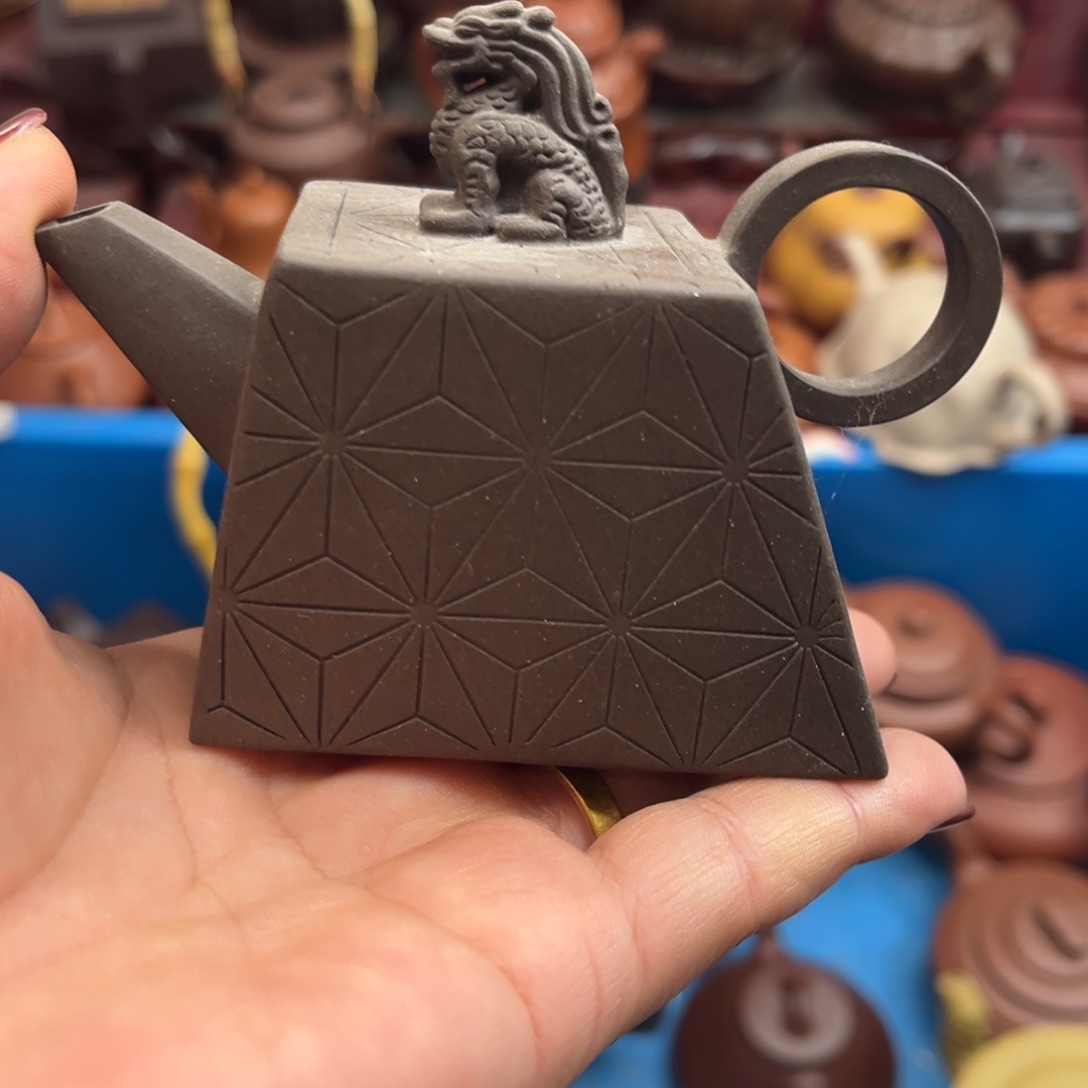 茶壶紫砂紫砂……………………紫砂等