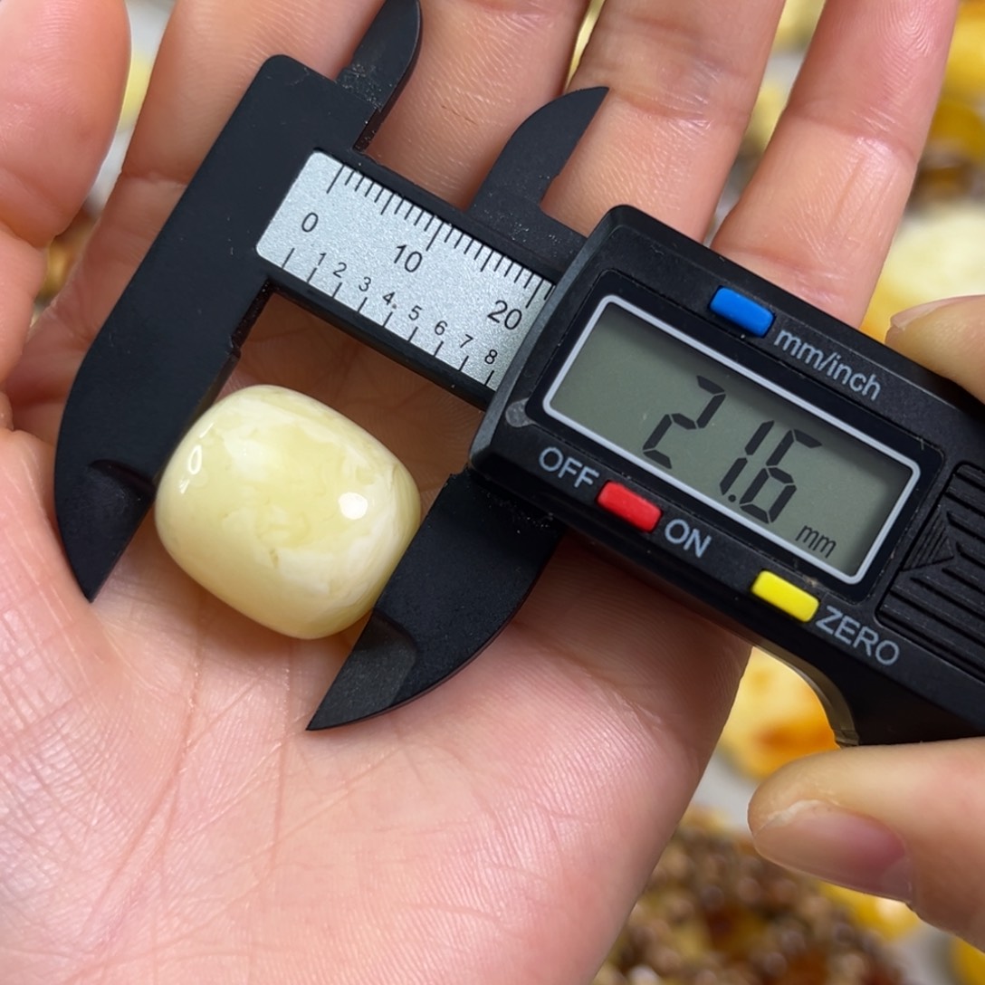 蜜蜡裸石未镶嵌糯*米蜜蜡