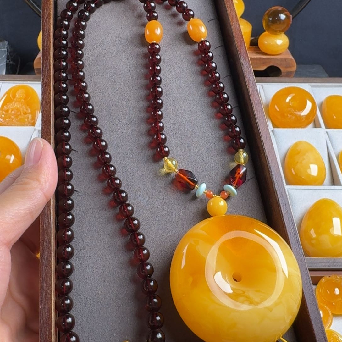 蜜蜡毛衣链未镶嵌