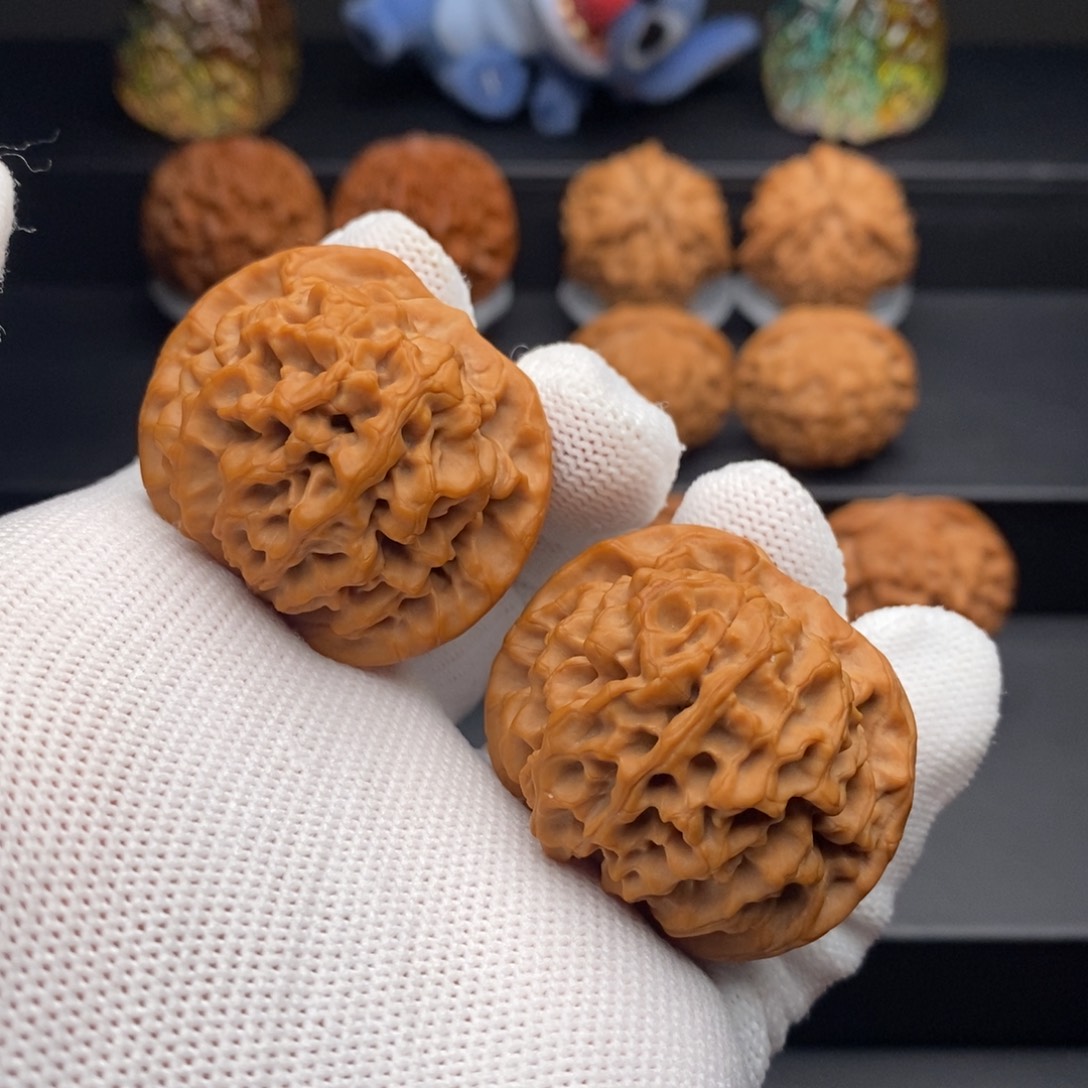 文玩核桃把件40秦闷