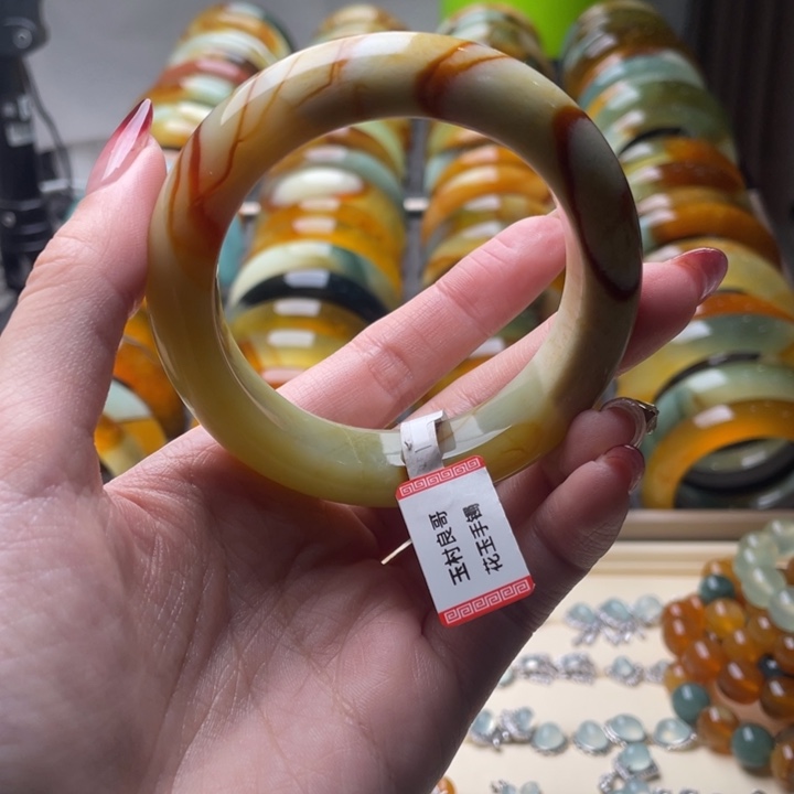 蛇纹石玉手镯未镶嵌56