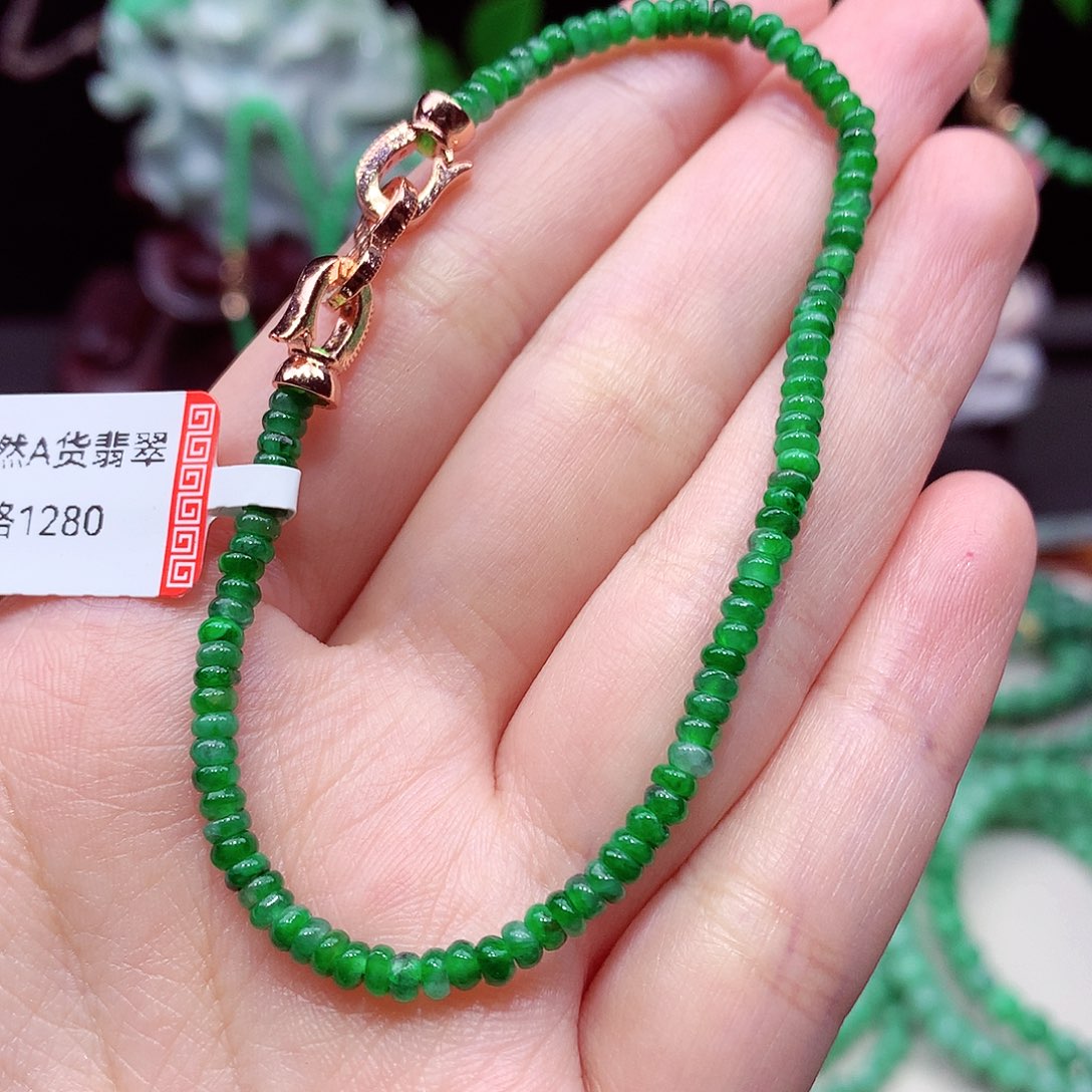 翡翠未镶嵌手链翡翠