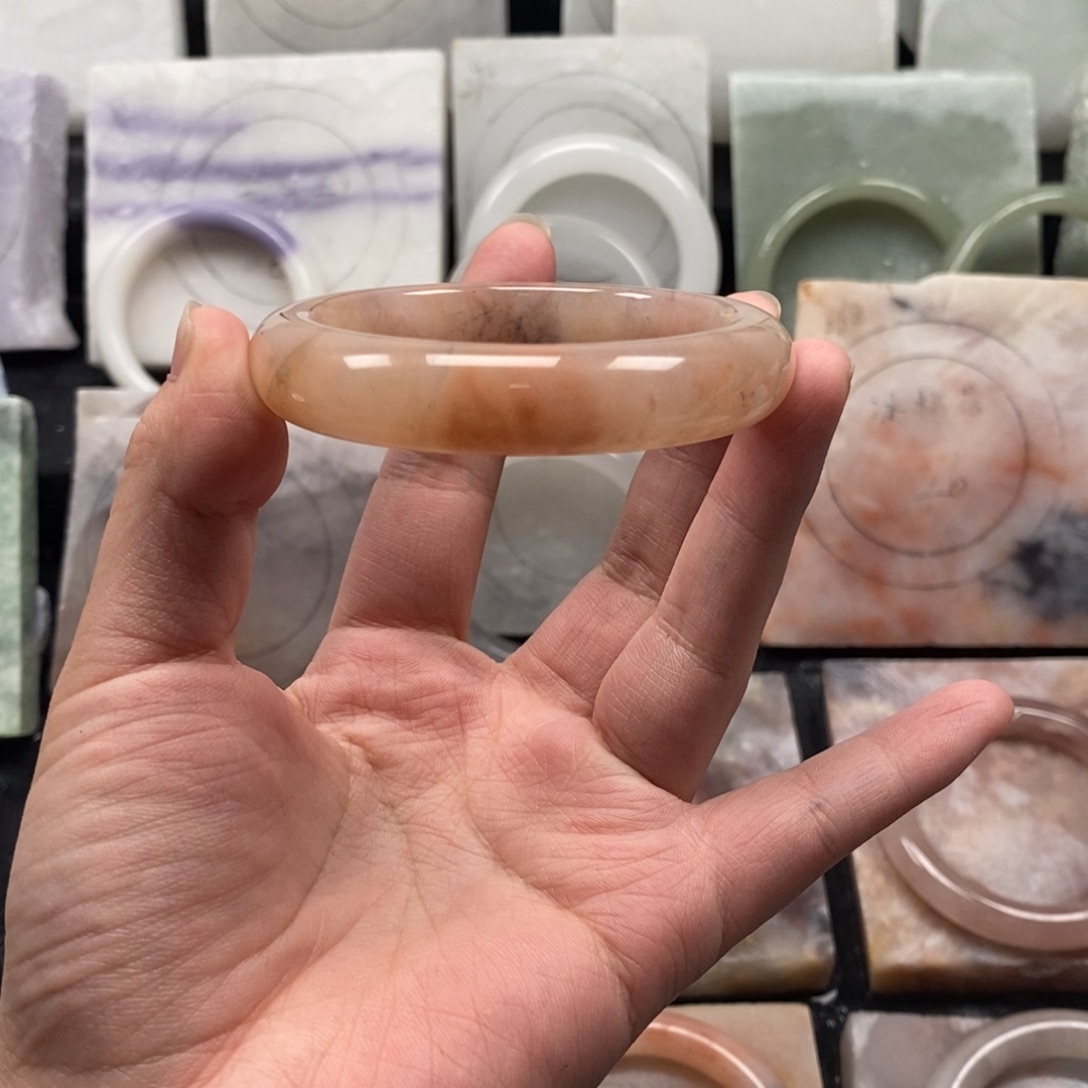 石英质玉未镶嵌手镯55圈口