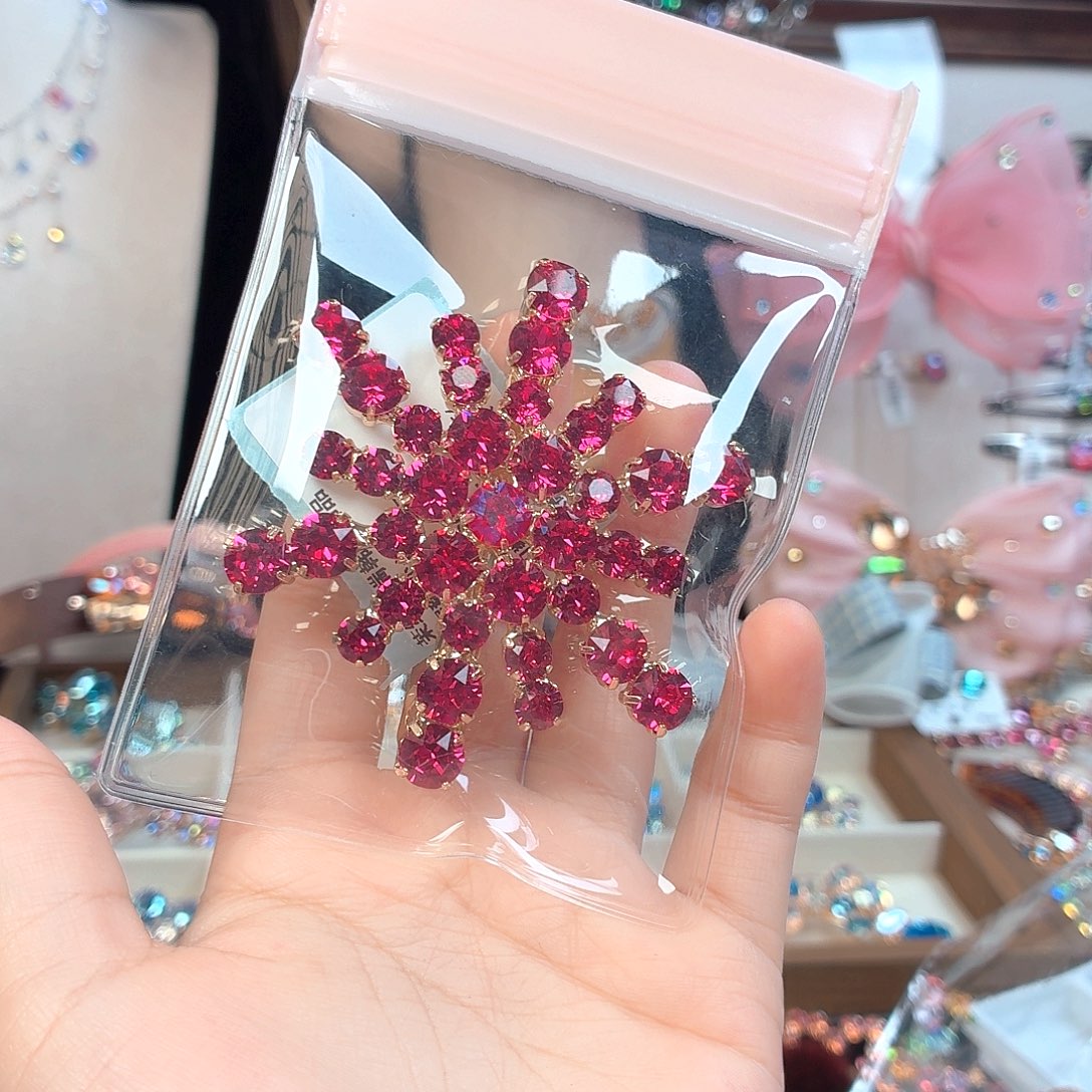 皮质铁合金施华洛雪花弹夹